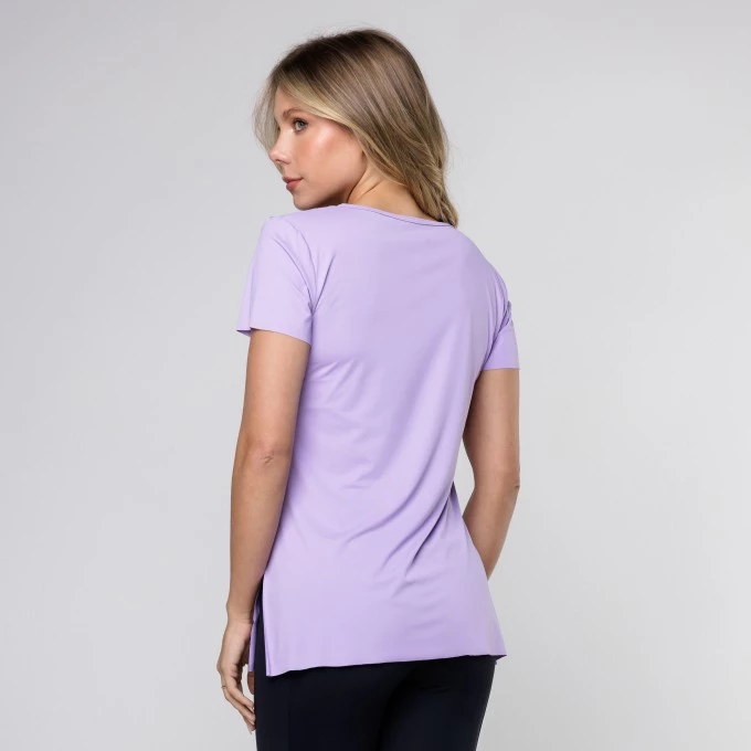 Blusa de Manguinha Lavanda Tapa Bumbum Fenda Lateral