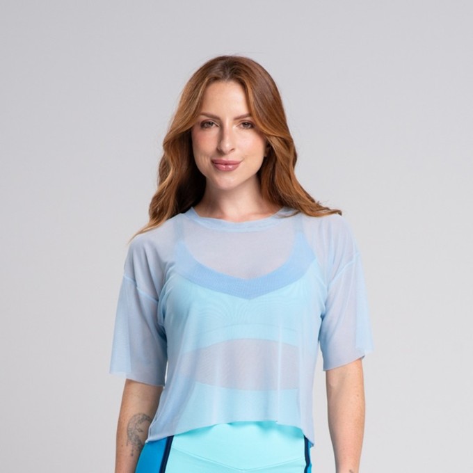 Cropped de Tulê Azul Bebê com Manga