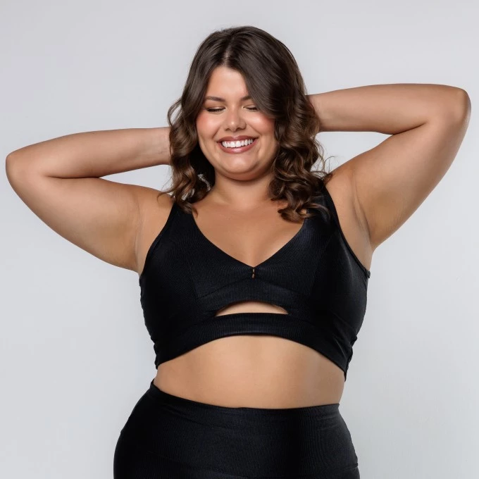 Top Preto Detalhe Vazado Ribbed Shine